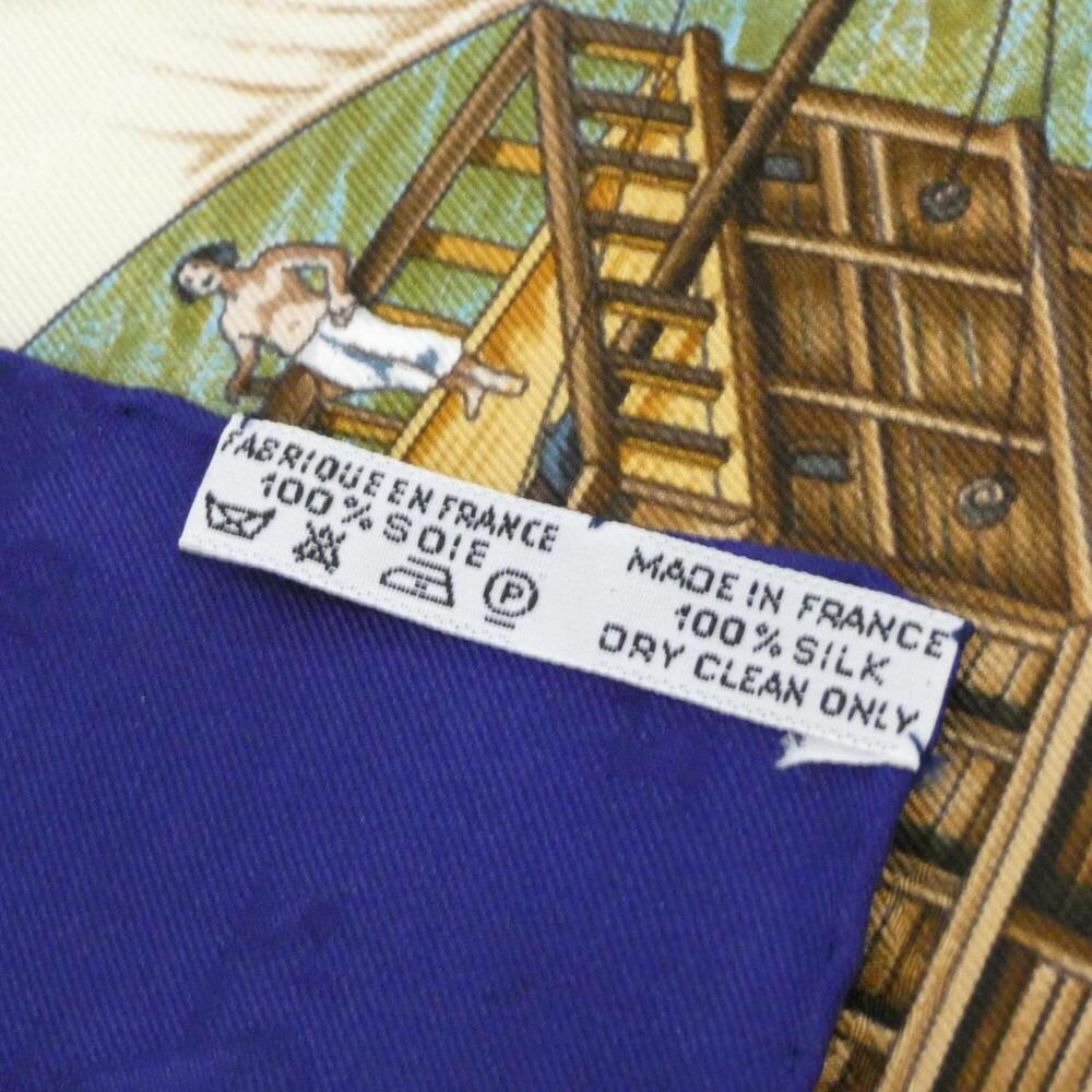 HERMES Authentic Blue Scarf - Picture 3 of 3